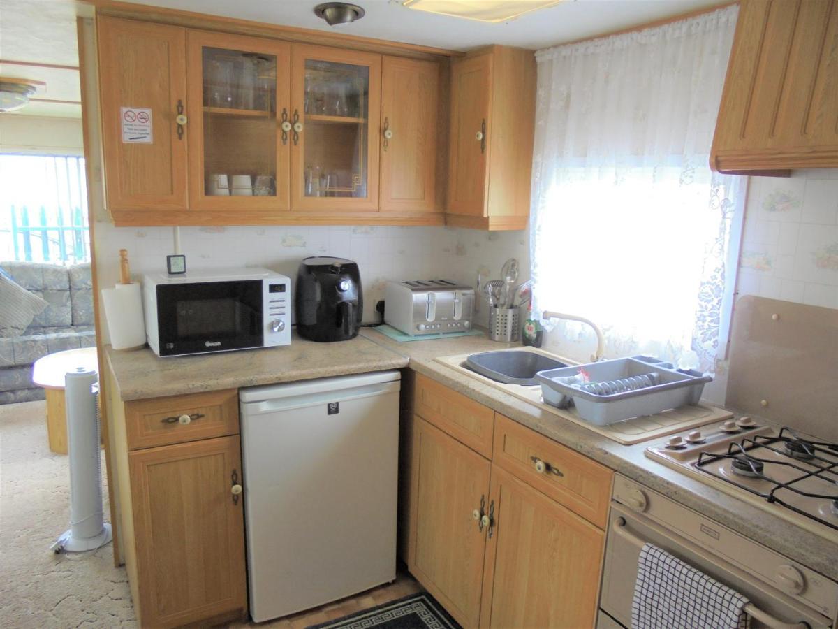 Seaview: The Crown:- 6 Berth, Central Heated, Enclosed Veranda 英戈尔德梅尔斯 外观 照片